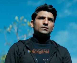 Na Jaane Kaun Aa Gaya