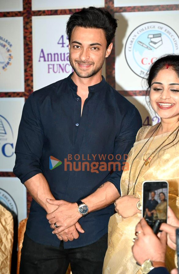 photos aayush sharma riteish deshmukh meezaan jafri and others attend children welfare centre high schools grand 42nd annual day function 7