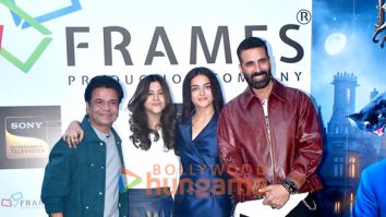 Photos: Akshay Kumar, Wamiqa Gabbi, Rajpal Yadav and Ektaa R Kapoor snapped promoting Bhooth Bangla on the sets of Wheel Of Fortune