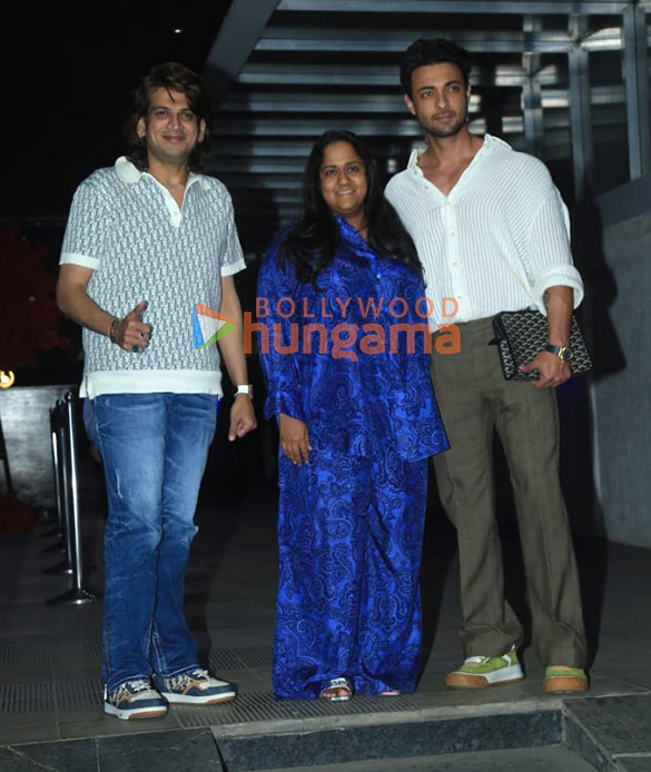 photos arpita khan aayush sharma and rahool n kanal snapped in bandra 2