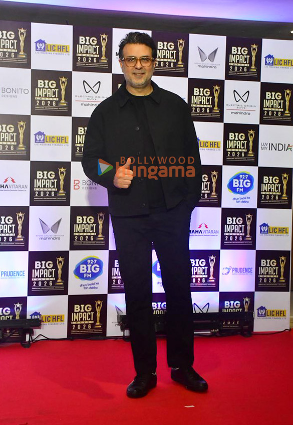 photos esha deol rajat bedi anya singh chitrangada singh boman irani and others grace the red carpet of the big impact awards 2026 22