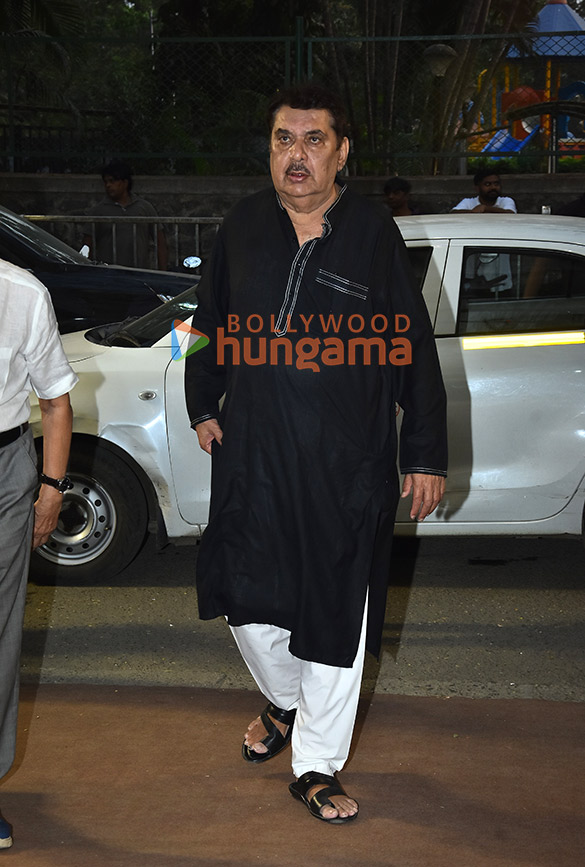 photos hema malini anu malik poonam dhillon and others attend the prayer meet of late shri anand sagar 6 2