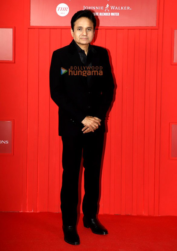 photos kareena kapoor vicky kaushal karan johar and others grace the honours excellence awards 2026 20
