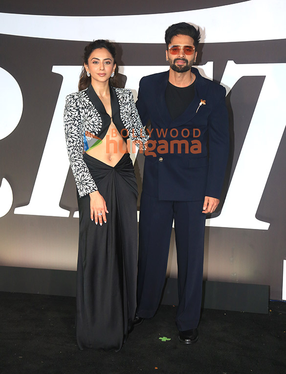 photos salman khan akshay kumar twinkle khanna nimrat kaur and others grace the launch of variety magazine 20