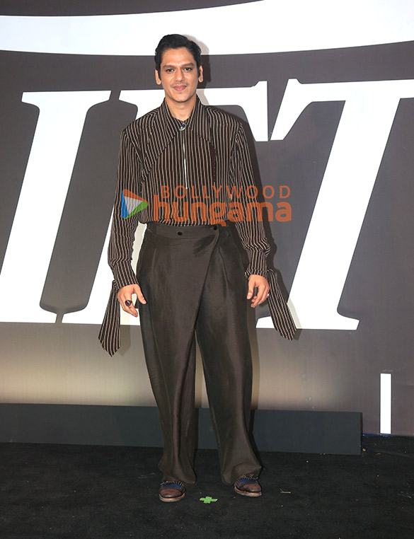 photos salman khan akshay kumar twinkle khanna nimrat kaur and others grace the launch of variety magazine 48