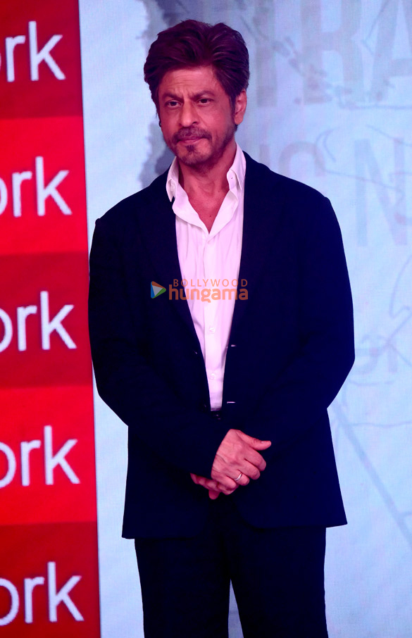 photos shah rukh khan ishaan khatter and vishal jethwa snapped at abp networks ideas of india 2026 4