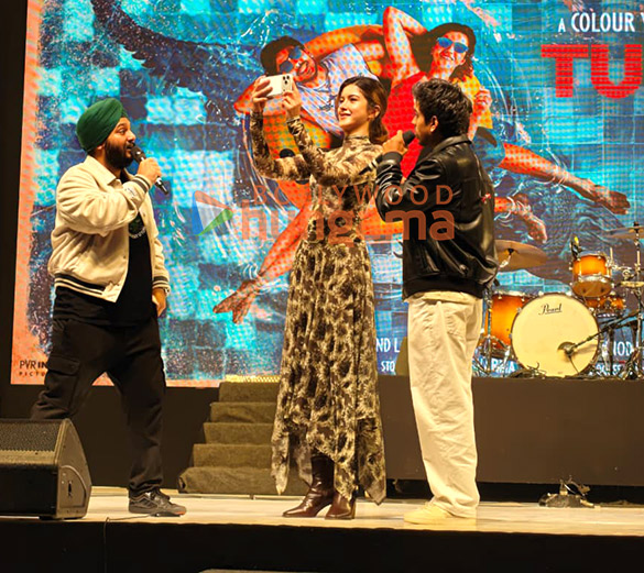 photos shanaya kapoor adarsh gourav and others snapped on day 2 of the kala ghoda arts festival 2026 3