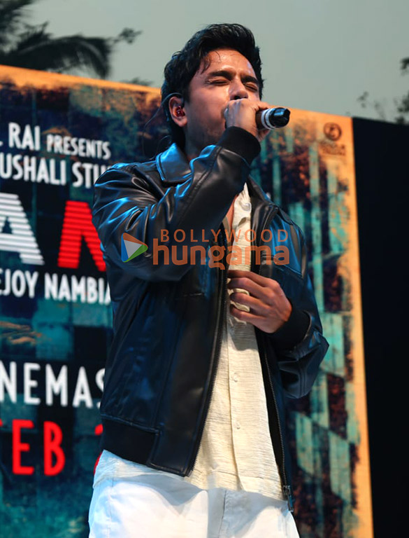 photos shanaya kapoor adarsh gourav and others snapped on day 2 of the kala ghoda arts festival 2026 4