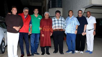 Photos: Shashi Ranjan, Boney Kapoor, Javed Akhtar and others snapped in Juhu