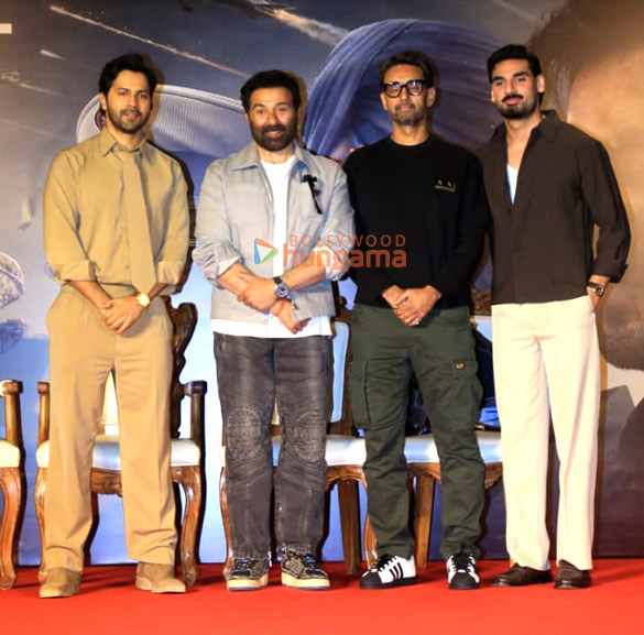 photos sunny deol varun dhawan ahan shetty and others attend the success press conference of border 2 8 3