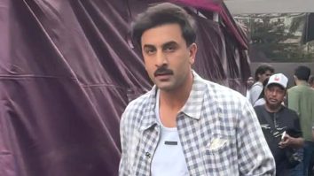 RK pose for media! Ranbir Kapoor