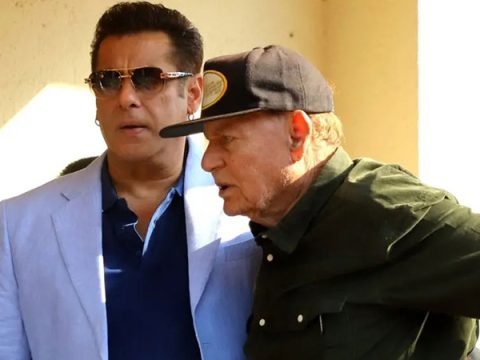 Salman Khan and family unhappy with public health update of Salim Khan: Report Salman Khan and family unhappy with public health update of Salim Khan: Report