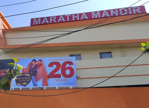 धुरंधर बदला इतिहास रचता है; रिलीज़ से पहले ही आधी रात के बाद के शो जोड़े गए; मराठा मंदिर ने 235 मिनट की विशाल गाथा को समायोजित करने के लिए दिलवाले दुल्हनिया ले जाएंगे को सुबह 10 बजे स्थानांतरित कर दिया