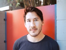 Mark Fischbach (Markiplier) Mark Fischbach (Markiplier)