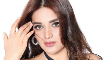 Nidhhi Agerwal