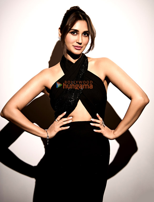 nikita dutta 2 171
