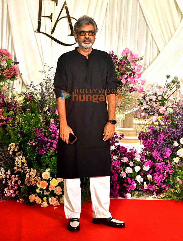 photos aamir khan anil kapoor rakesh roshan rani mukerji and others attend sooraj barjatyas daughter eesha barjatyas wedding 5