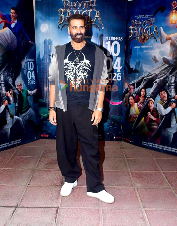 photos akshay kumar rajpal yadav priyadarshan snapped promoting their film bhooth bangla 1