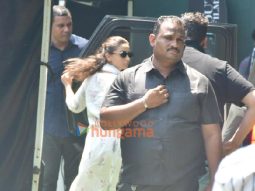Photos: Alia Bhatt snapped in Juhu