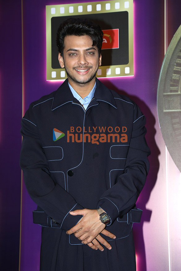 photos ananya panday aneet padda ahaan panday and others attend the showsha reel awards 2026 12