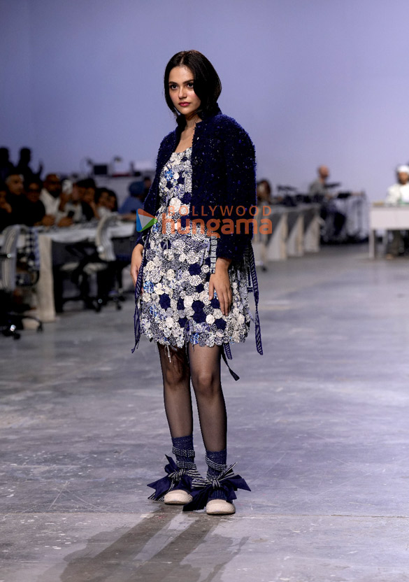 Photos: Aneet Padda walks for Lakme Fashion Week 2026 Photos: Aneet Padda walks for Lakme Fashion Week 2026