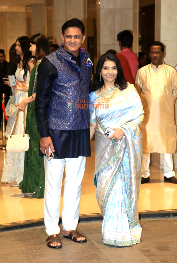 photos farhan akhtar neil nitin mukesh neha dhupia angad bedi and others attend arjun tendulkar saaniya chandhoks wedding ceremony 2 2