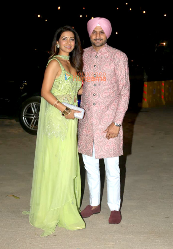 Photos: Harbhajan Singh, Geeta Basra, Yuvraj Singh and others attend Arjun Tendulkar’s sangeet ceremony