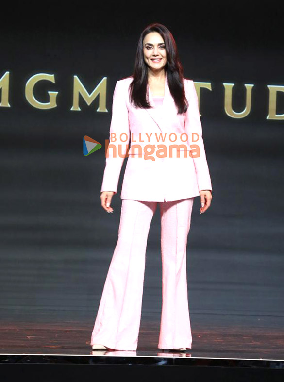 photos hrithik roshan alia bhatt sidharth malhotra tamannaah bhatia karan johar and others attend amazon prime videos shows and films announcement 7550 9