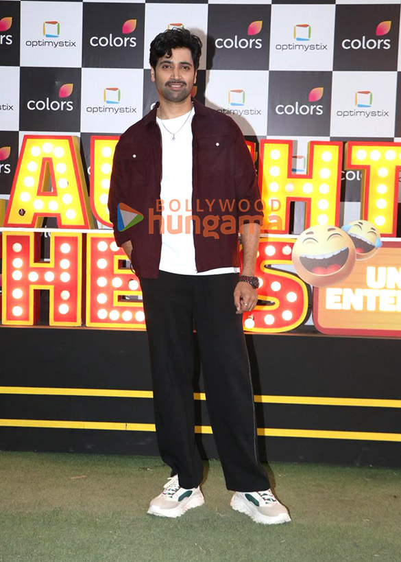 photos mrunal thakur and adivi sesh snapped promoting dacoit on the sets of laughter chefs 1