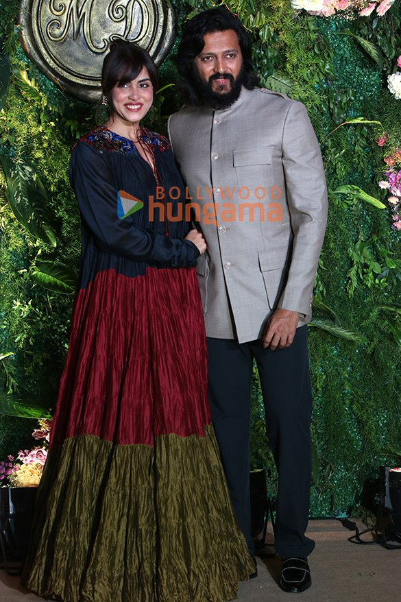 photos salman khan aamir khan tiger shroff farhan akhtar and others at komal nahtas son mohak nahtas wedding reception 10