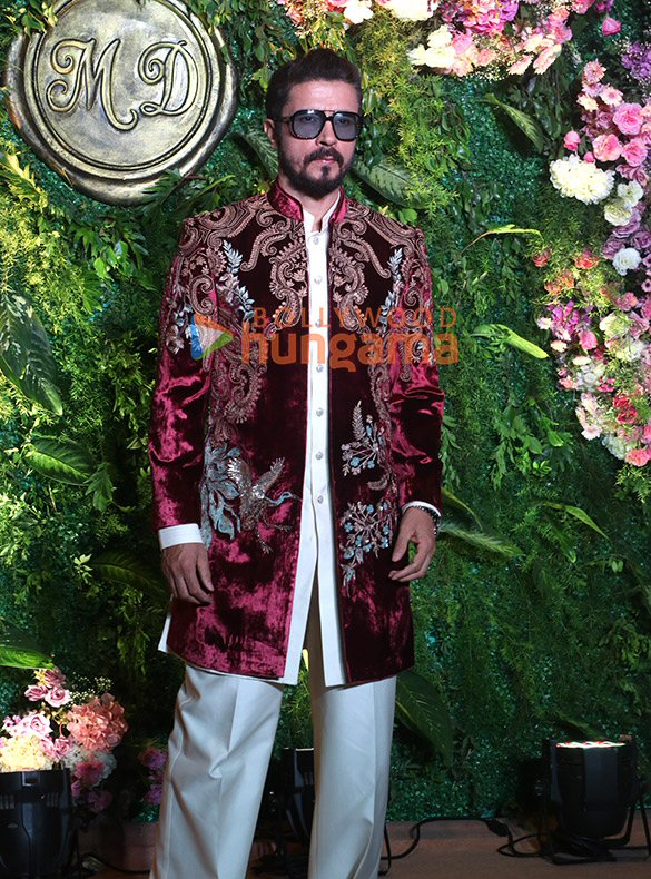 photos salman khan aamir khan tiger shroff farhan akhtar and others at komal nahtas son mohak nahtas wedding reception 40