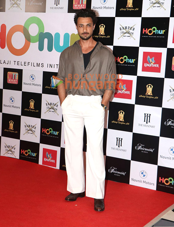 photos suniel shetty rupali ganguly jeetendra and others grace the hoonur balaji telefilms initiative grand launch 3