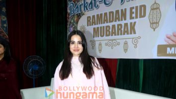 Photos: Uorfi Javed celebrates Barkat-E-Ramadan