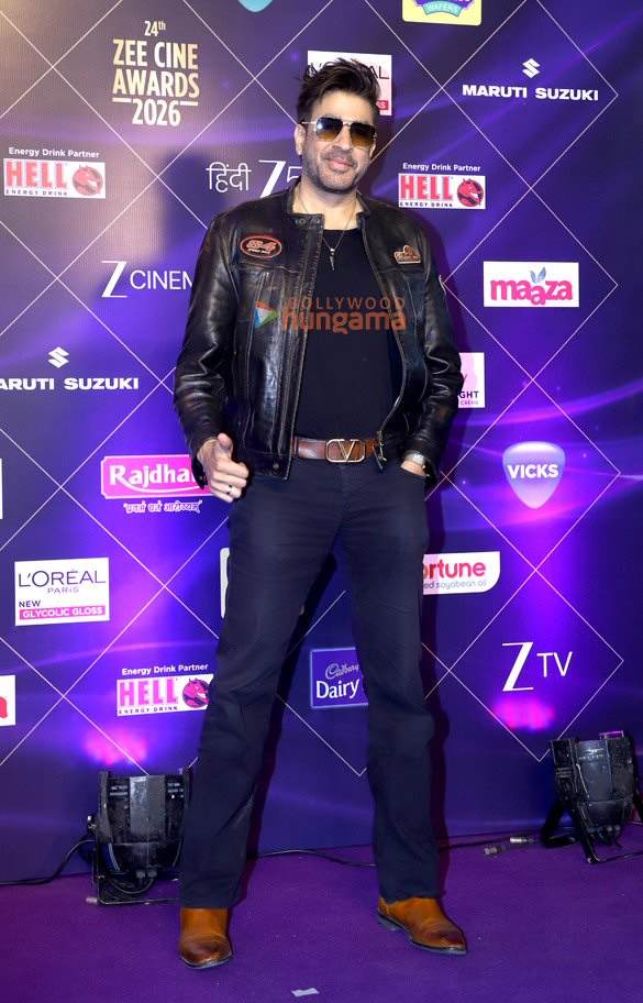 photos varun dhawan rajkummar rao riteish deshmukh and others grace the zee cine awards 2026 11