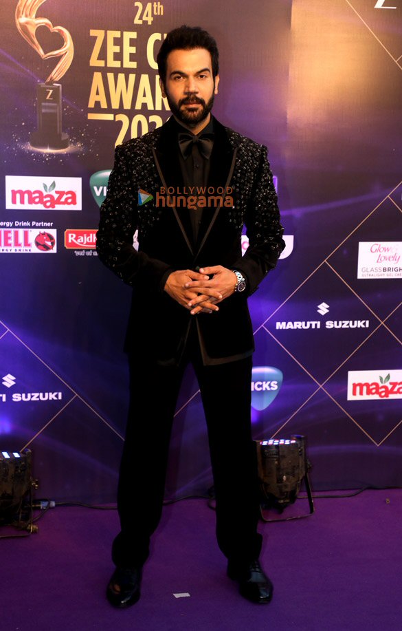 photos varun dhawan rajkummar rao riteish deshmukh and others grace the zee cine awards 2026 2