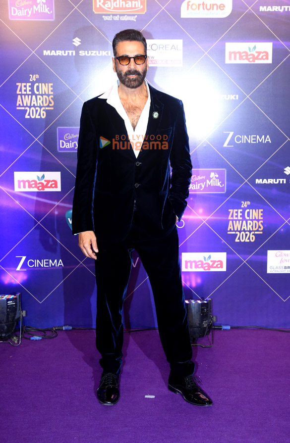 Photos: Akshay Kumar, Varun Dhawan, Rajkummar Rao, Riteish Deshmukh and others grace the Zee Cine Awards 2026