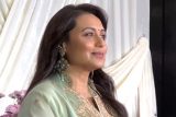 Rani Mukerji serving festive glam