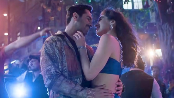 Dil Waale Chor (Lyrical) | Pati Patni Aur Woh Do | Ayushmann Khurrana | Sara Ali Khan Dil Waale Chor (Lyrical) | Pati Patni Aur Woh Do | Ayushmann Khurrana | Sara Ali Khan