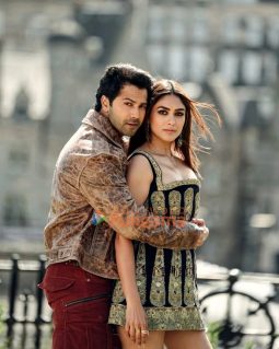 Movie Stills Of The Movie Hai Jawani Toh Ishq Hona Hai
