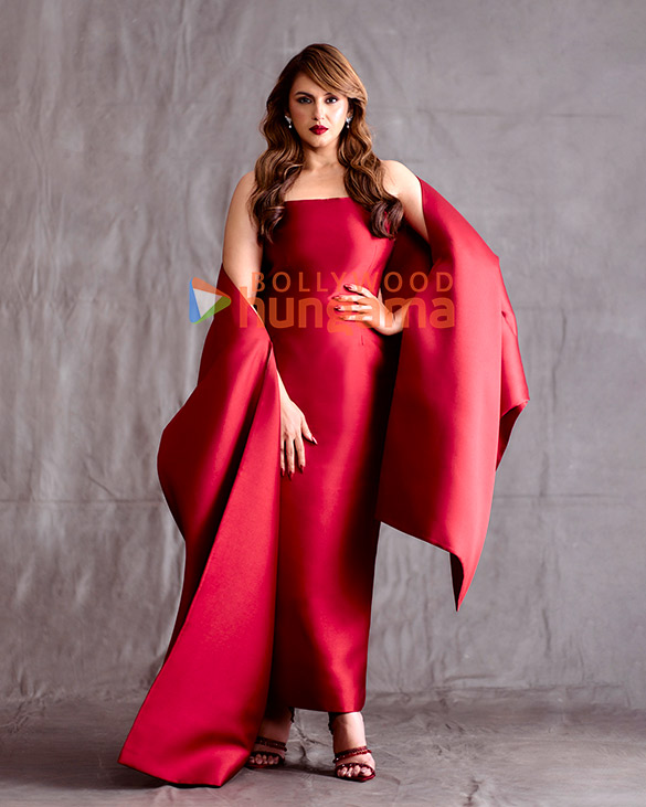 huma qureshi 1 210