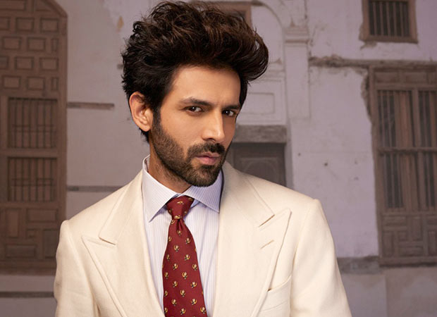 Kartik Aaryan brings home Mercedes-Benz V-Class worth upto Rs 1.7 crore