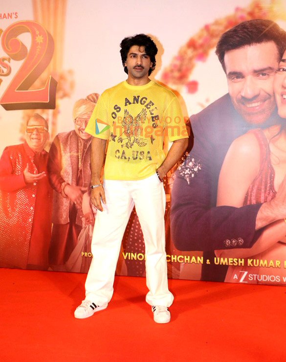 photos avinash tiwary medha shankr adarsh gourav nushrratt bharuccha and others attend special screening of ginny wedss sunny 2 14