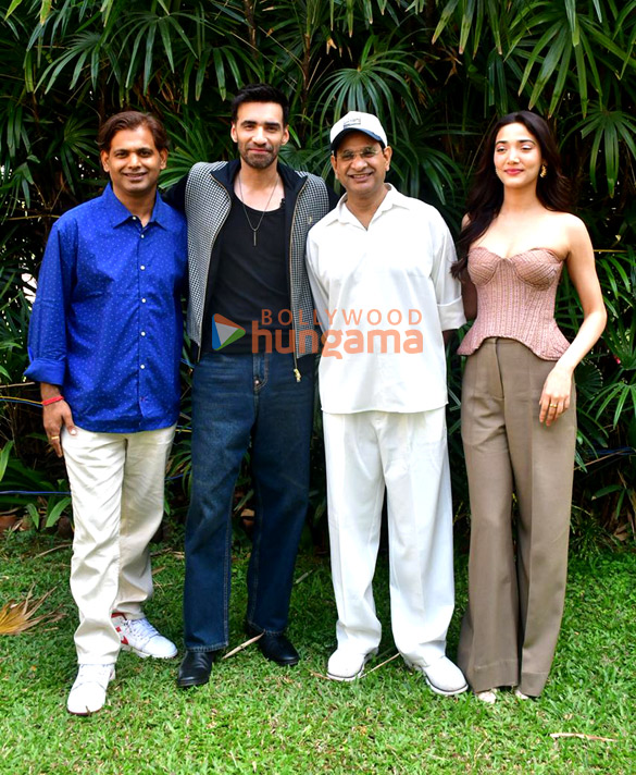 Photos: Avinash Tiwary, Medha Shankr and others snapped promoting Ginny Wedss Sunny 2 Photos: Avinash Tiwary, Medha Shankr and others snapped promoting Ginny Wedss Sunny 2