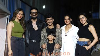 Photos: Ayushmann Khurrana, Sara Ali Khan, Rakul Preet Singh, Wamiqa Gabbi and others snapped promoting Pati Patni Aur Woh Do