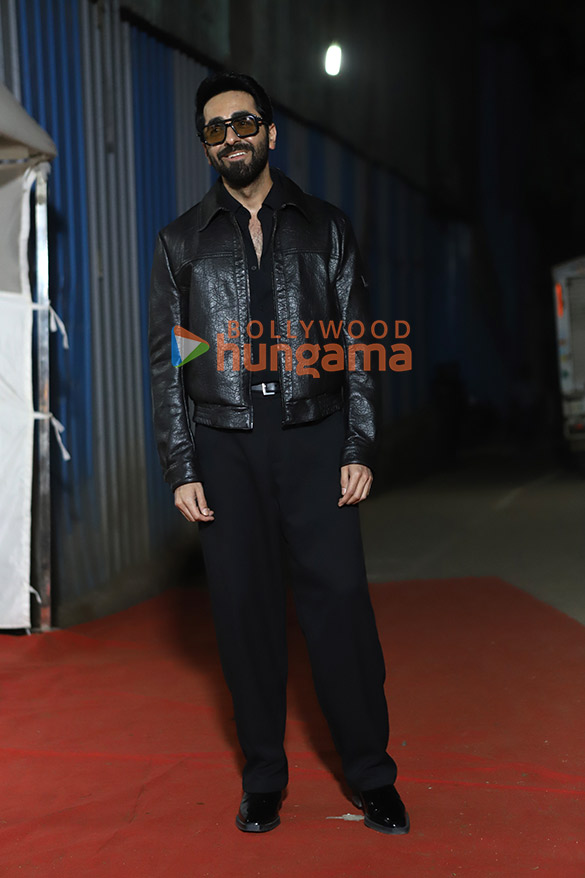 photos ayushmann khurrana sara ali khan rakul preet singh wamiqa gabbi and others snapped promoting pati patni aur woh do 5