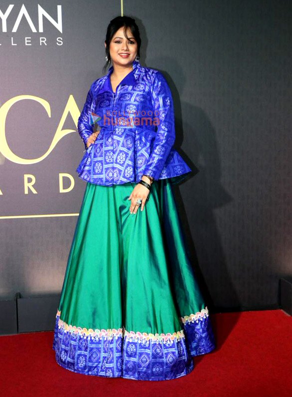 photos dia mirza sunny leone bobby deol and others snapped at indian national cine academy awards inca 23