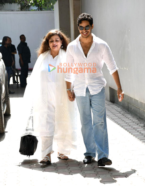 photos ishaan khatter snapped at tips office in khar 1