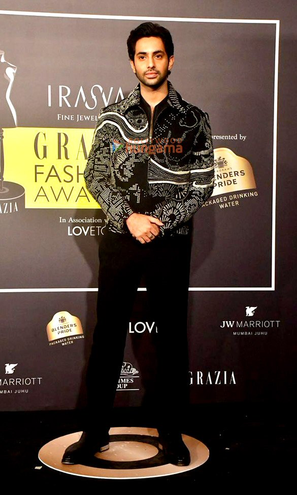 photos malaika arora bhumi pednekar avneet kaur and others snapped at grazia fashion awards 2026 7