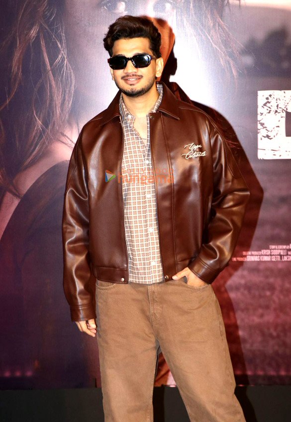 photos mrunal thakur adivi sesh tamannaah bhatia and others attend special screening of dacoit 20
