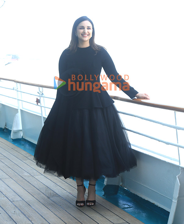 photos parineeti chopra snapped promoting her upcoming talk show mom talks in mumbai 13